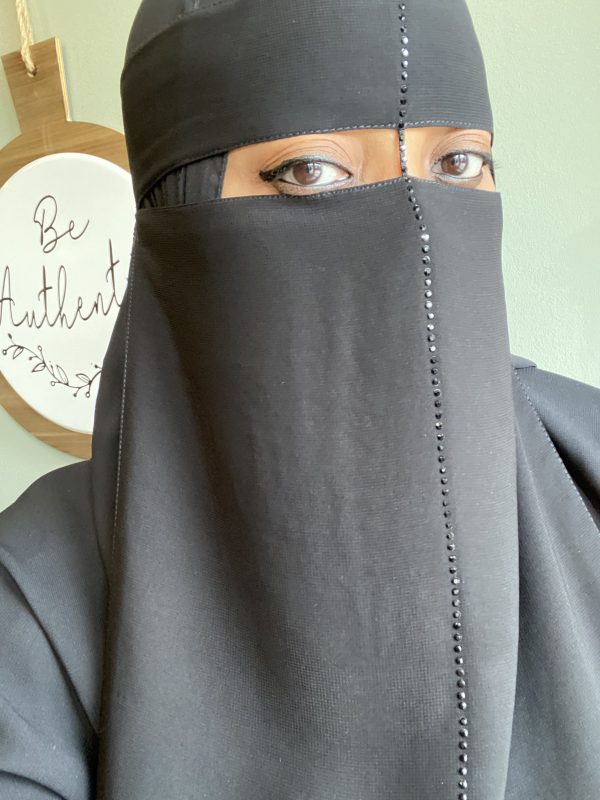 Reg-Stoned String & Face (Black) Line Niqab - Image 3