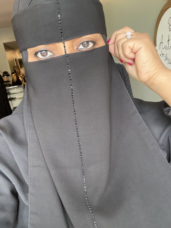 Reg-Stoned String & Face (Black) Line Niqab