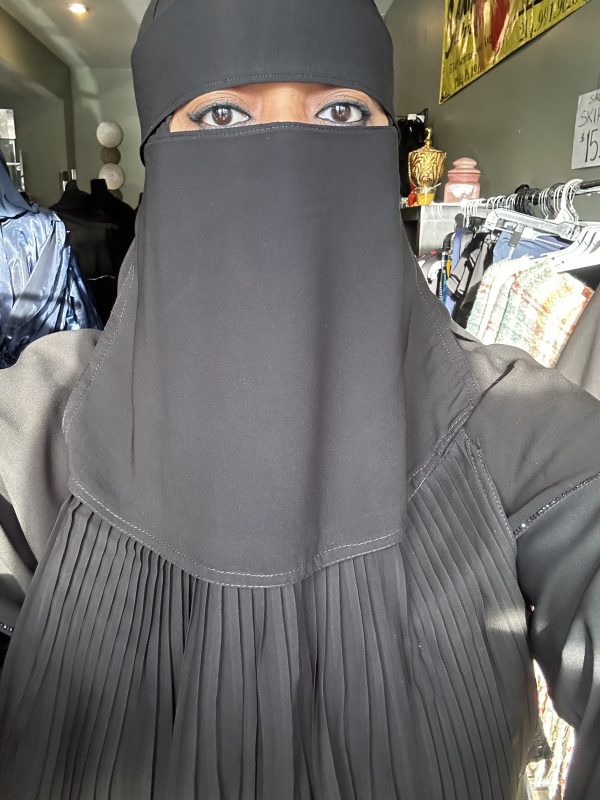 Plain Black Pleated Niqab