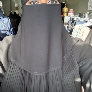 Plain Black Pleated Niqab