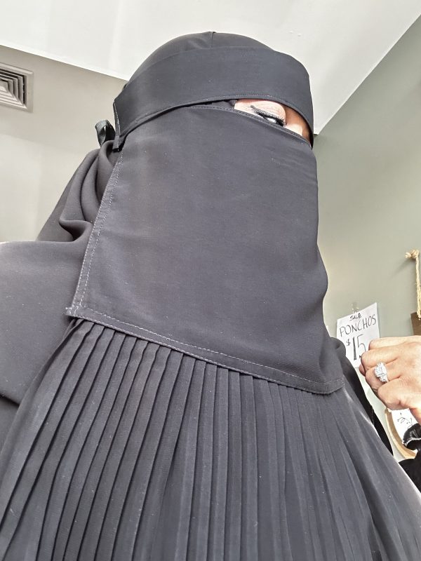 Plain Black Pleated Niqab - Image 2