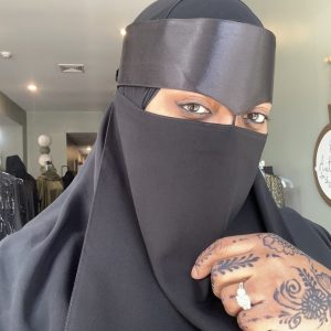 Satin Point Niqab W/String