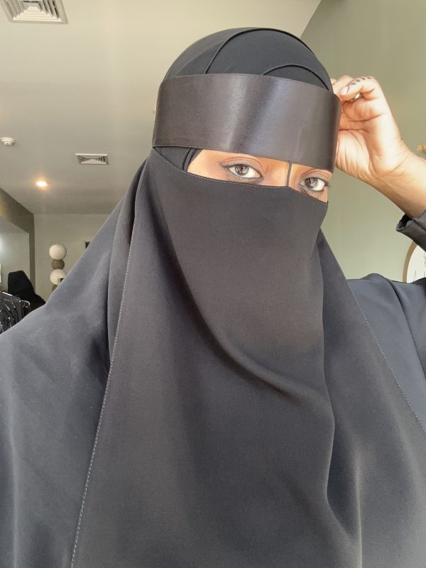 Satin Band Niqab W/String - Image 2