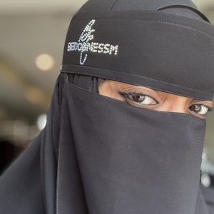 Bedoon Essm Iridescent Stone Signature Niqab