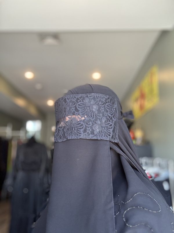 Flower Lace Screen Niqab - Image 3