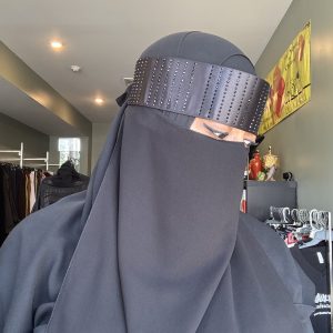 Satin band Niqab w/ Vertical Stone Lines
