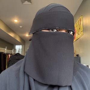 Makeup Shorty Niqab w/ Black Stones
