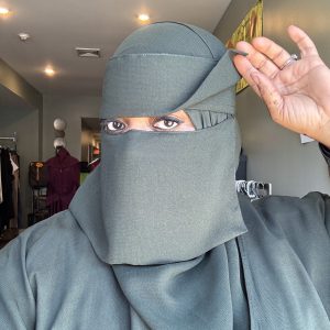 Olive Makeup Shorty Niqab