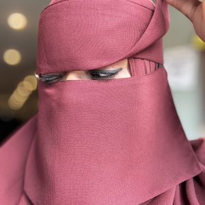 Burgundy Makeup Shorty Niqab