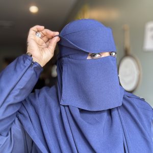 Blue Makeup Shorty Niqab