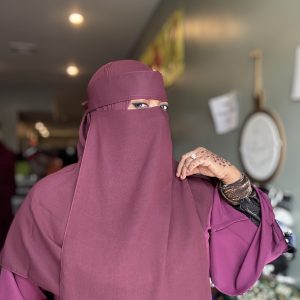 Maroon Plain Long Niqab
