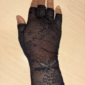 Fingerless Lace Gloves